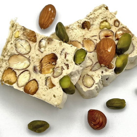 Gâteau nougat tendre parfum pistache